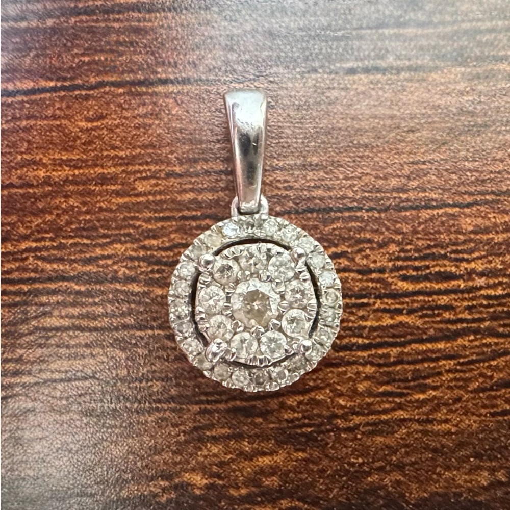 Zales 1/2 CT T.W. Multi-Diamond Pendant in 10K White Gold - Open to offers!